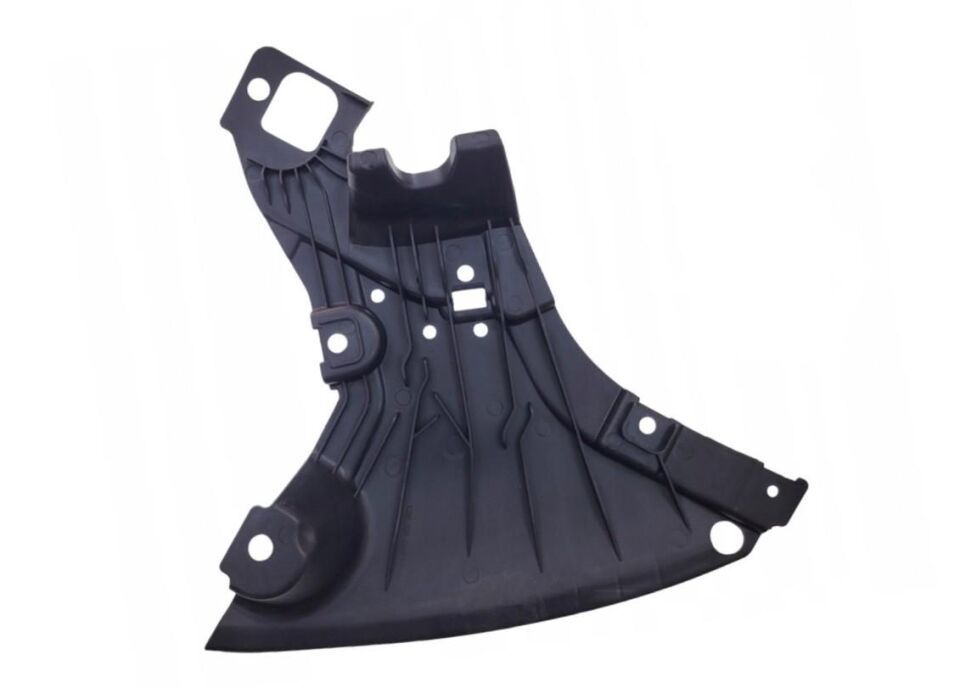 Tampon Alt Muhafaza W206 Ön Sol -AMG- 2065202300