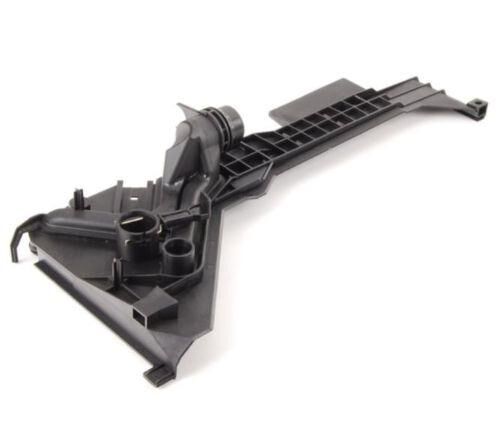 Radyatör Yedek Su Depo Yan Bakaliti E83 Otm/Şanz 17113400017