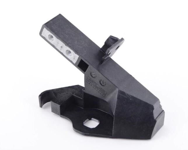 Far Braketi W205 Ön Sol 2056203401