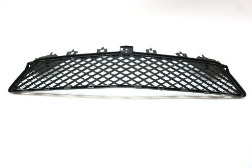 Tampon Izgarası W204 Ön Orta (Pdcli) -Amg- 2012-14 2048850853