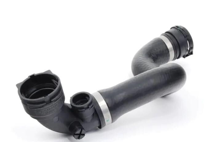 HORTUM RADYATÖR X5 M54 ÜST