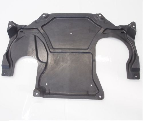 Şanzıman Alt Muhafaza W204 2045240430