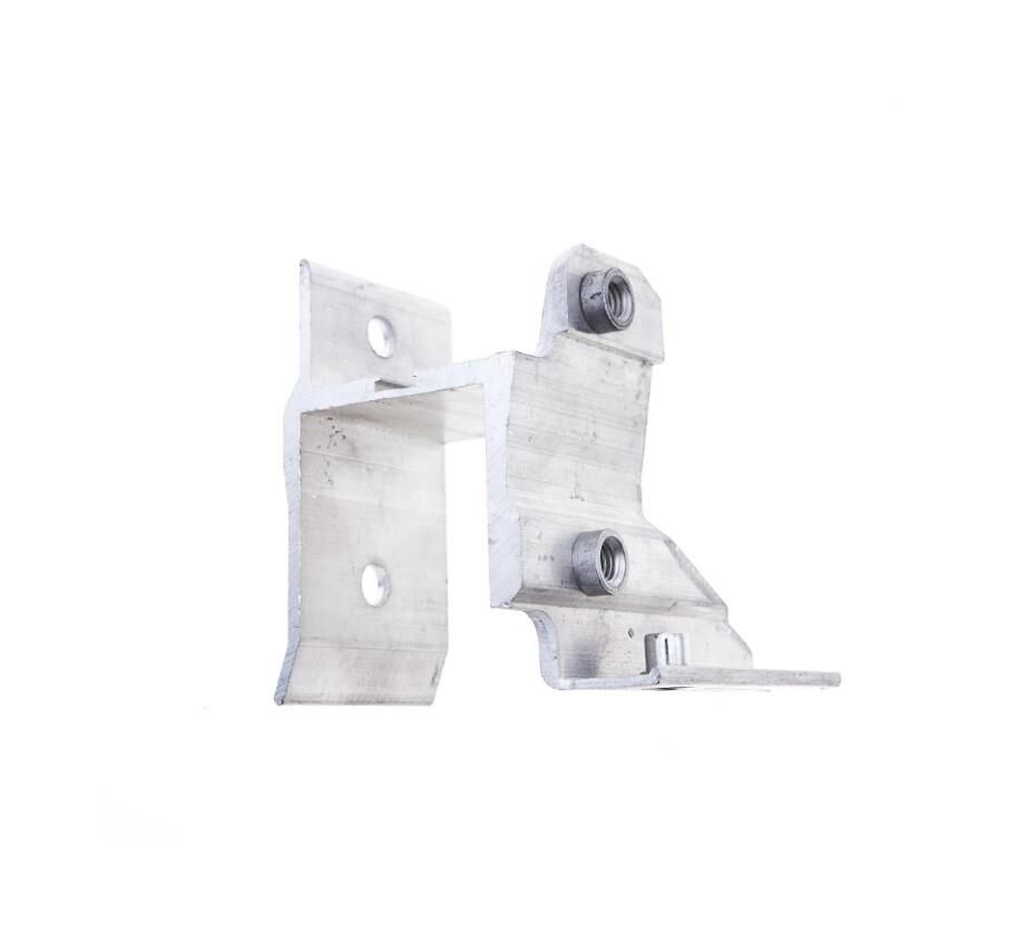 Travers Bağlantı Braketi F20 F22 F30 F32 F36 Sol 51647245795