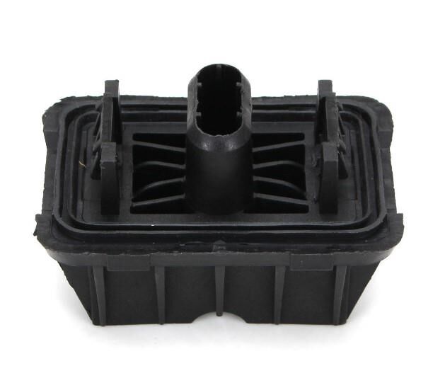 KRİKO TAKOZU E87 E90 E84 F10 ÖN/ARKA (F01 ARKA)