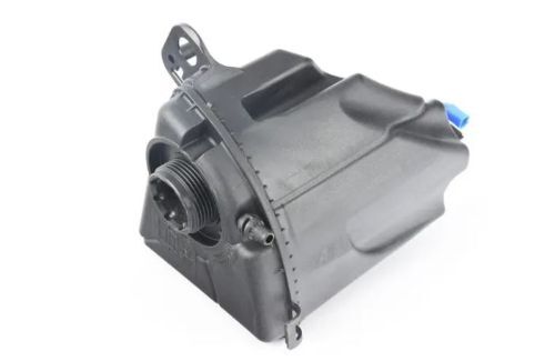 Radyatör Yedek Su Deposu F10 F07 F01 F12 (N63) 17137601948