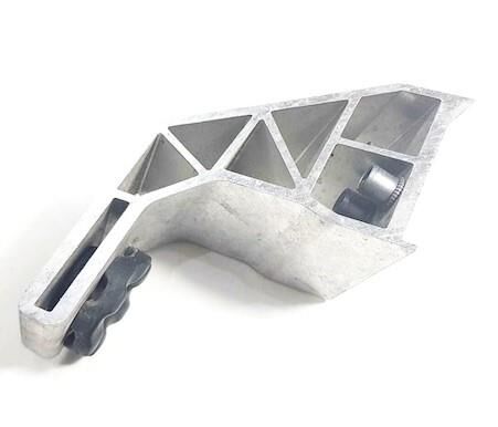 Mercedes W205 Sol Radyatör Braketi 2055014120