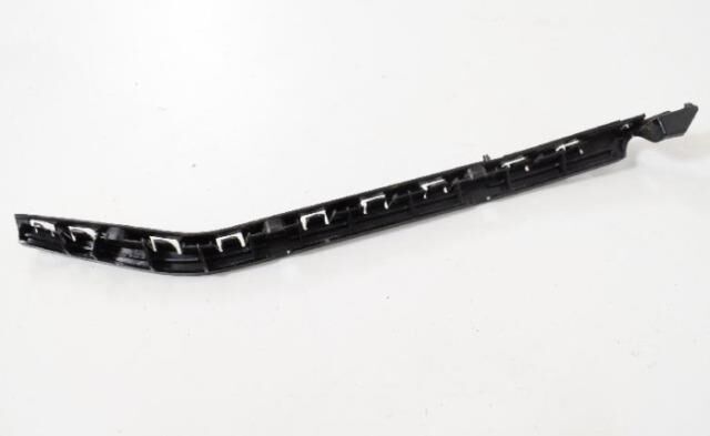 Arka Sağ Tampon Tutucusu W204